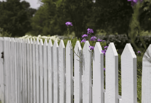 wide gap picket fence