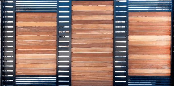 horizontal mixed-material fence